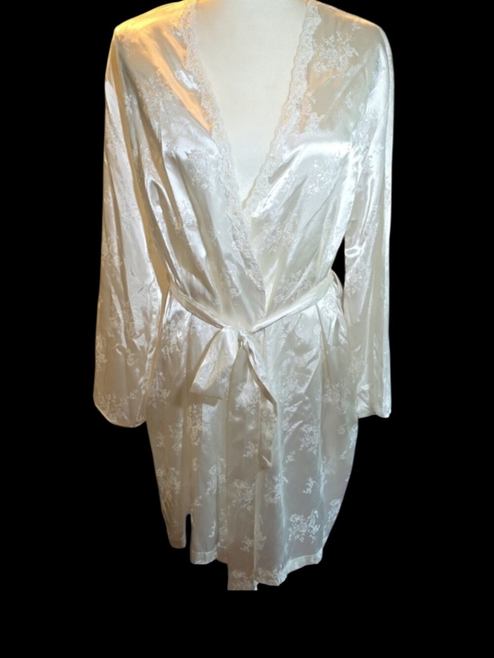 Jones New York Silky Ivory Lace-Trim Robe with Tie Belt L/XL Mini